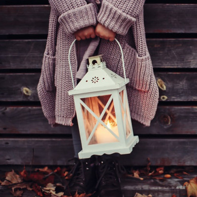 Темнее за окном — время добавить света внутри