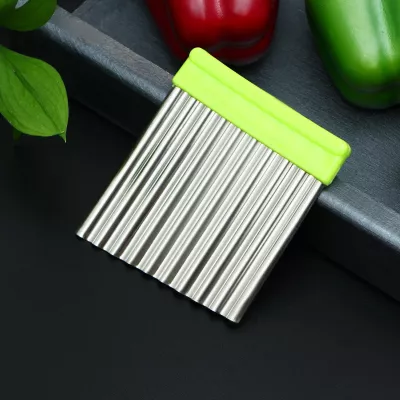 Овощерезка фигурная "Гребень" 10х9 см, цвет МИКС