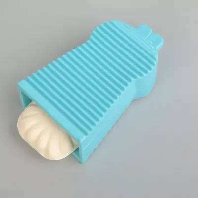 Приспособление для застирывания пятен Приспособление для застирывания пятен