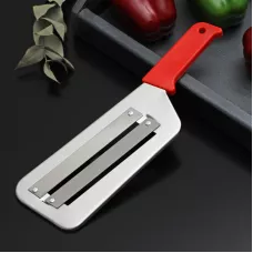 Шинковка 30 см, нержавеющая сталь, красная Шинковка 30 см, нержавеющая сталь, красная