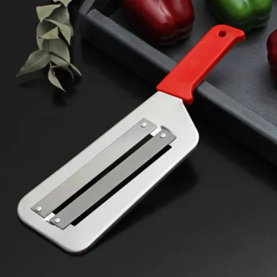 Шинковка 30 см, нержавеющая сталь, красная