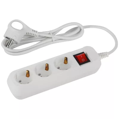 Удлинитель ЭРА Россия UDL-10-315-ES Greenline 3 розетки с заземлением с выключателем 1,5м ПВС 3x0.75