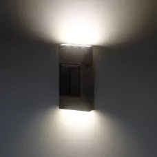 Светильник на солнечной батарее ЭРА ERAFS012-07 6 LED 13*7*3 см Светильник на солнечной батарее ЭРА ERAFS012-07 6 LED 13*7*3 см