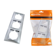 Рамка 3-х постовая горизонтальная серебр. металлик "Лама" TDM Рамка 3-х постовая горизонтальная серебр. металлик "Лама" TDM